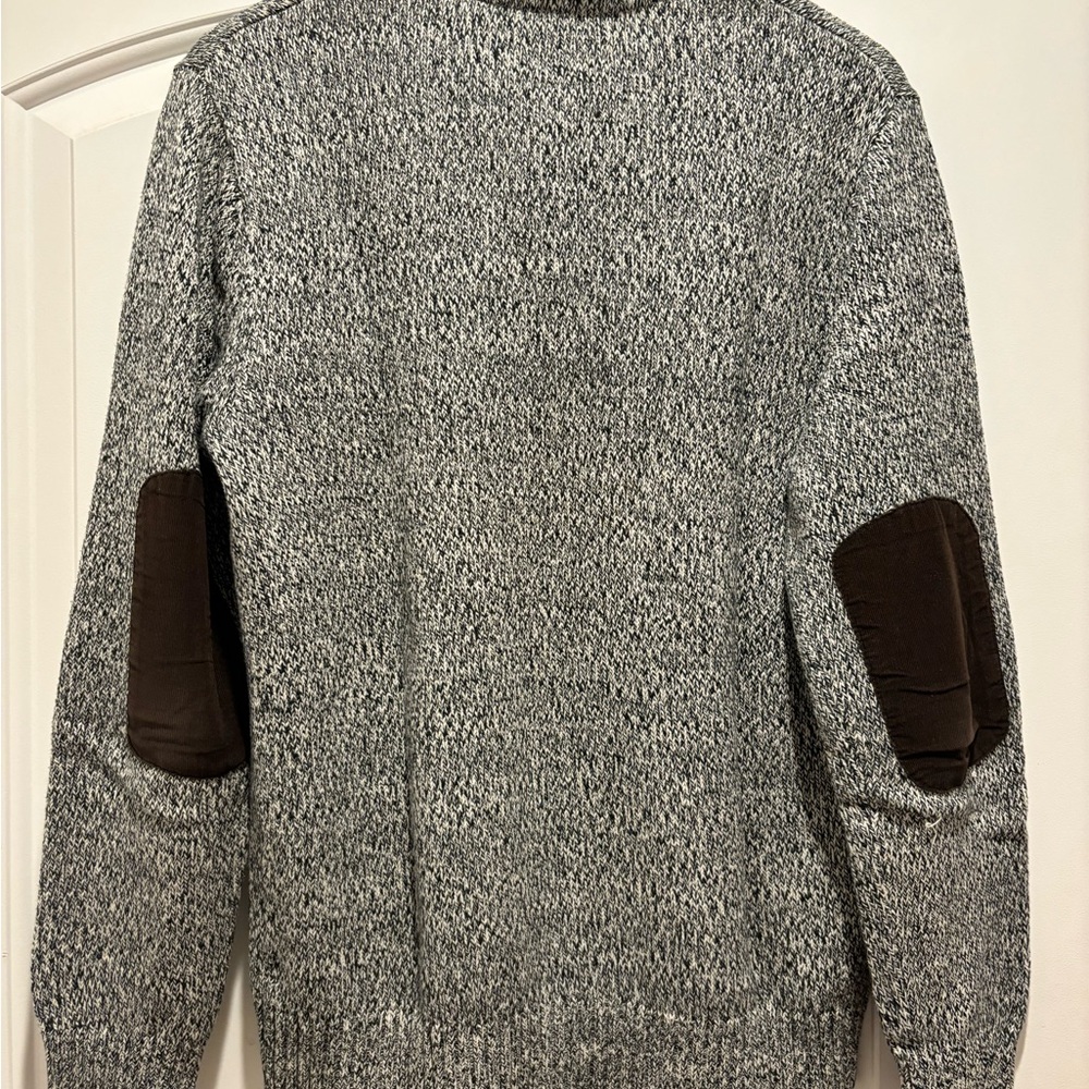 Chaps black and white sweater. - Picture 3 of 4